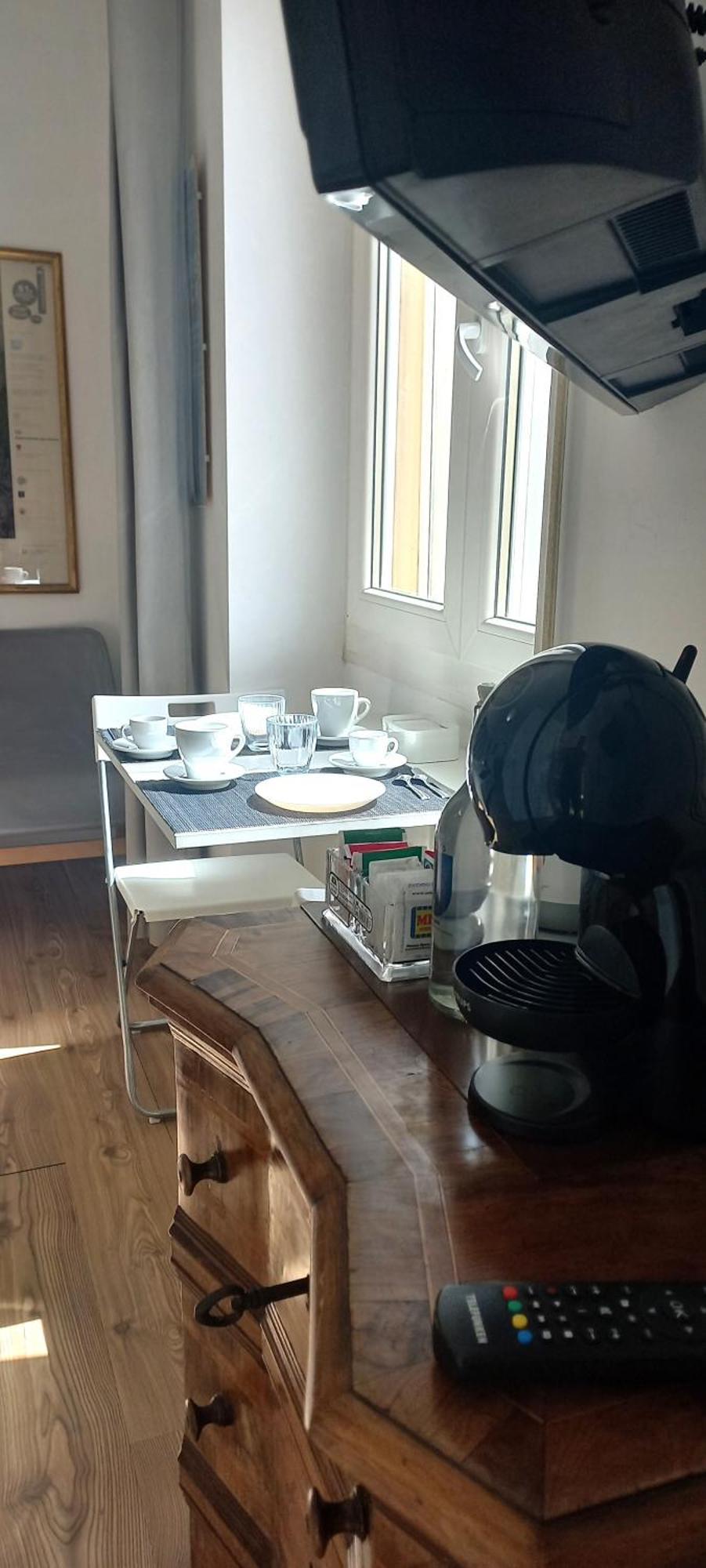 B&B Leo Cagliari Bagian luar foto