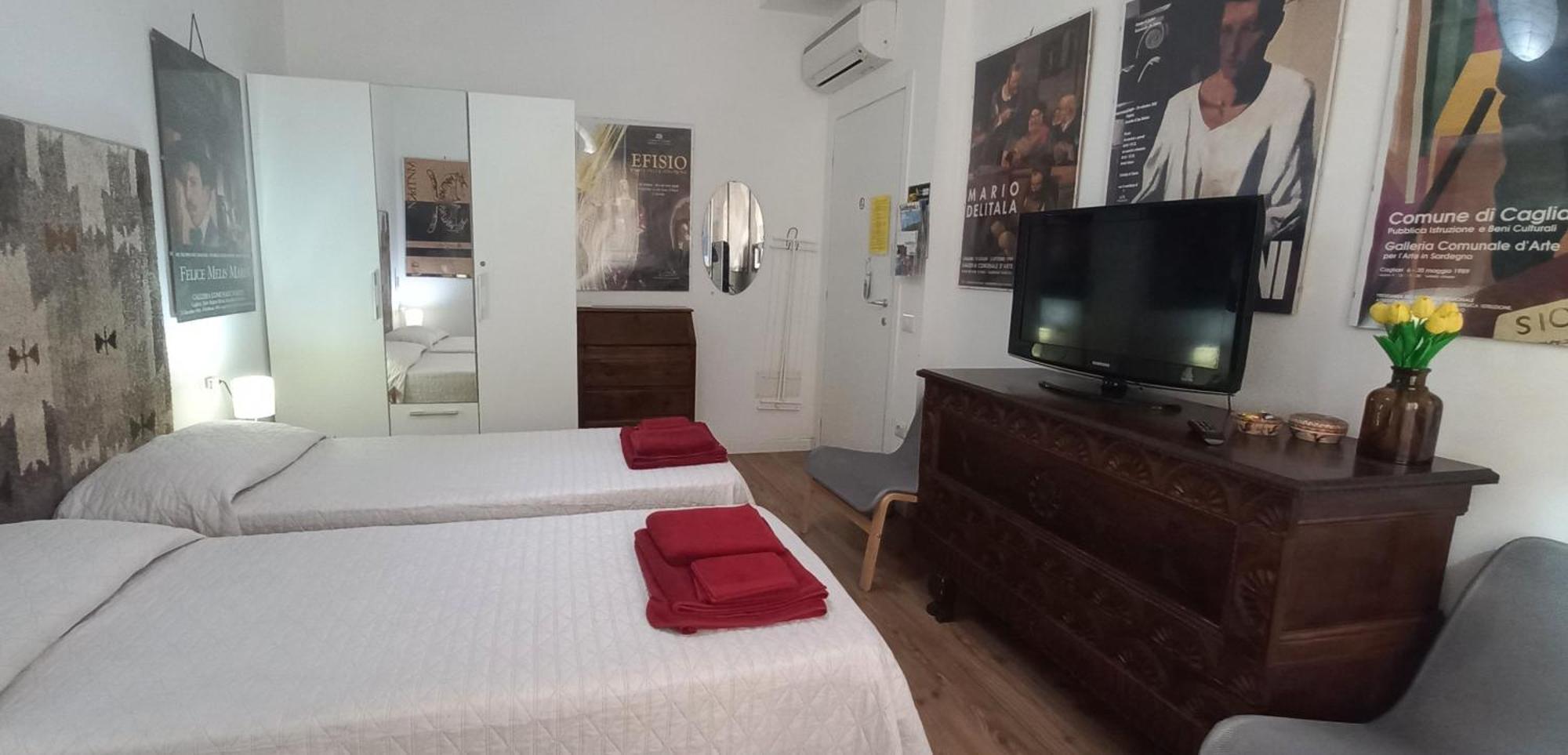 B&B Leo Cagliari Bagian luar foto